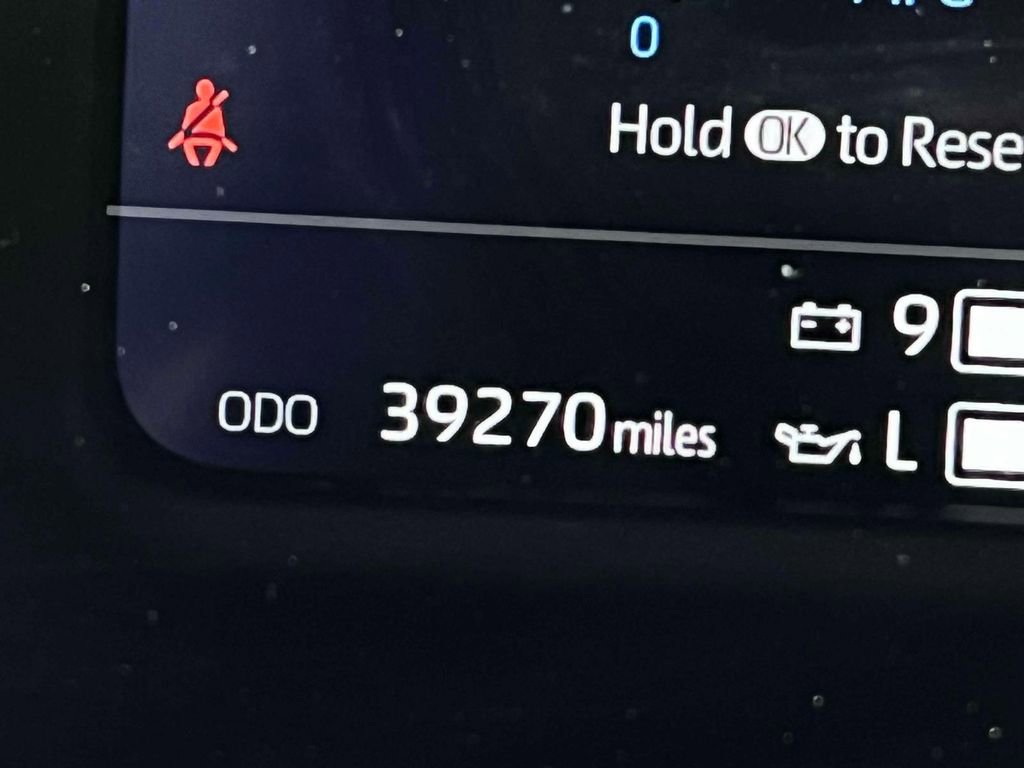 Used 2023 Toyota Tundra Platinum image 39