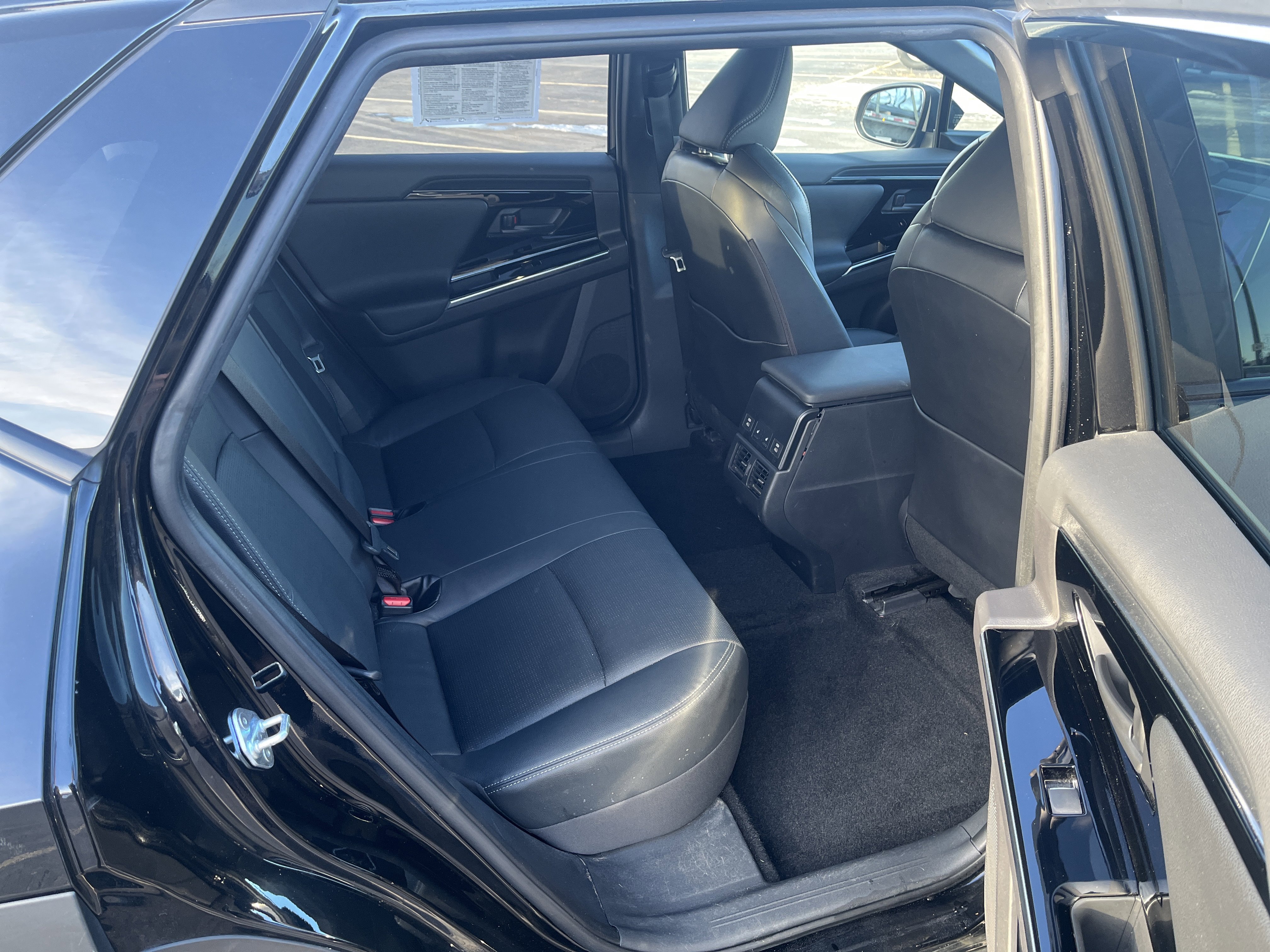 Used 2023 Subaru Solterra AWD image 14