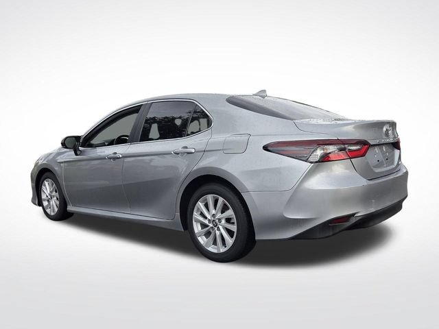 Used 2024 Toyota Camry LE w/ Convenience Package FWD image 7