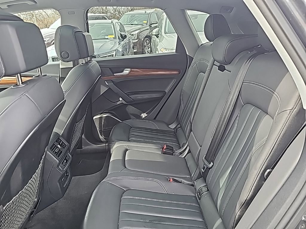 Certified 2023 Audi Q5 2.0T Premium Plus w/ Premium Plus Package image 11