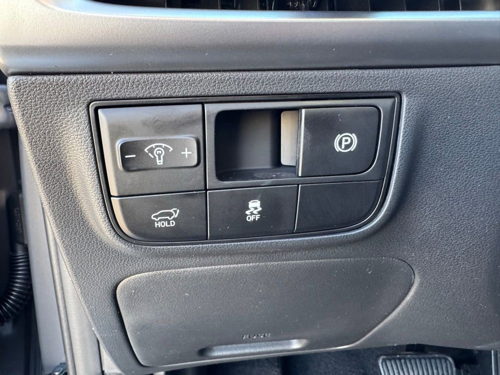 New 2026 Hyundai Tucson Limited image 32