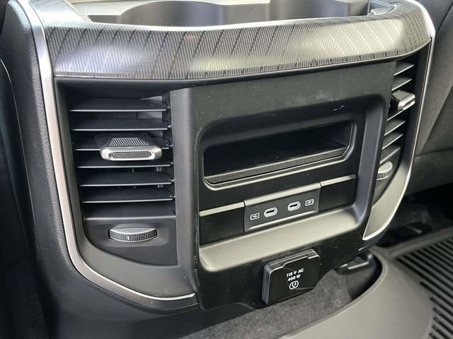 New 2026 RAM 1500 4x4 Crew Cab image 19