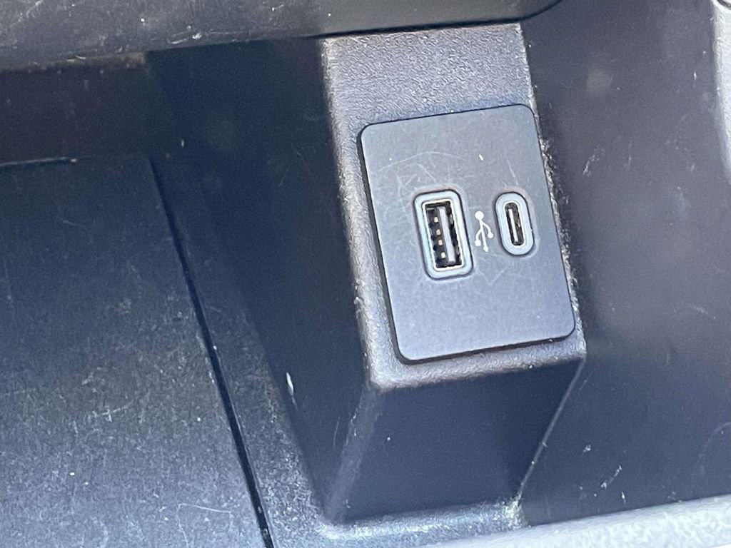 Certified 2023 Ford Edge SEL image 29