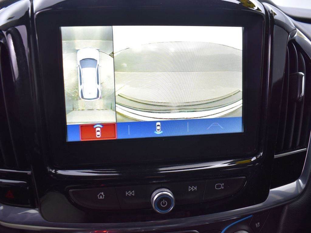 Used 2018 Chevrolet Traverse Premier w/ LPO, 'HIT The Road' Package image 15