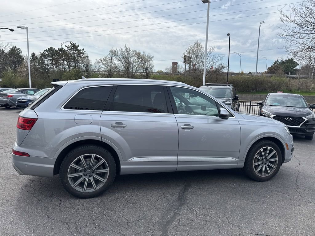 Used 2019 Audi Q7 3.0T Premium Plus w/ Premium Plus Package image 6