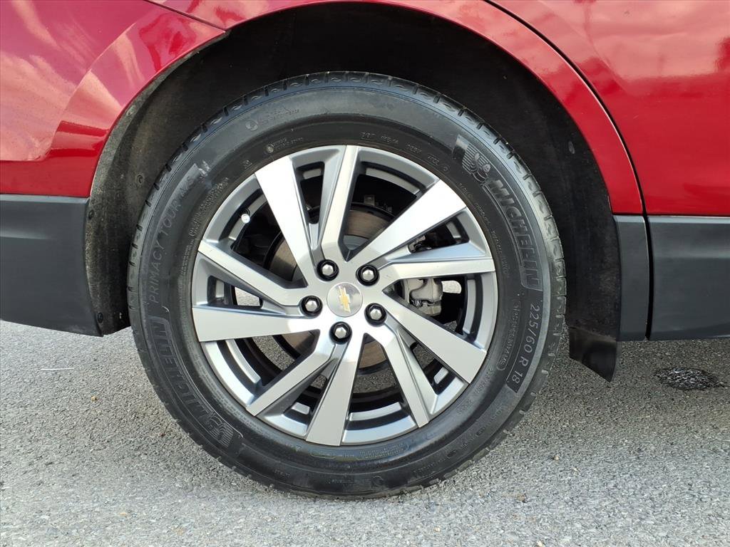 Used 2023 Chevrolet Equinox LT image 25