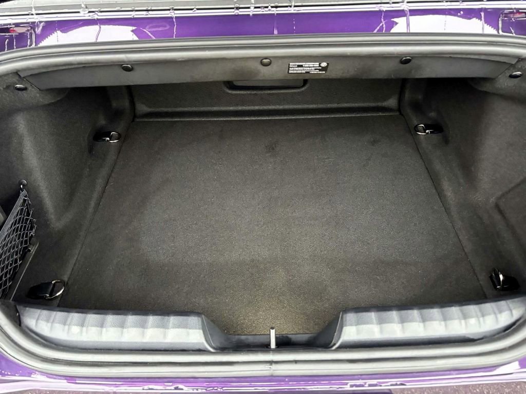 Used 2025 BMW Z4 M40i w/ Premium Package image 9