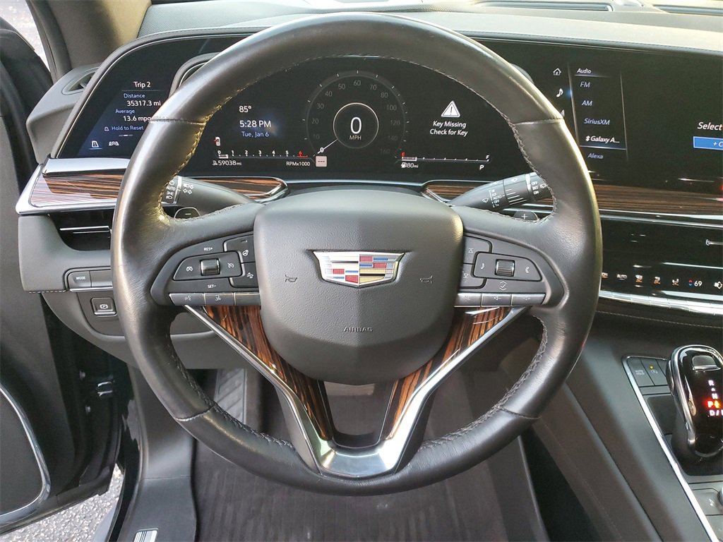 Used 2024 Cadillac Escalade ESV Luxury image 19