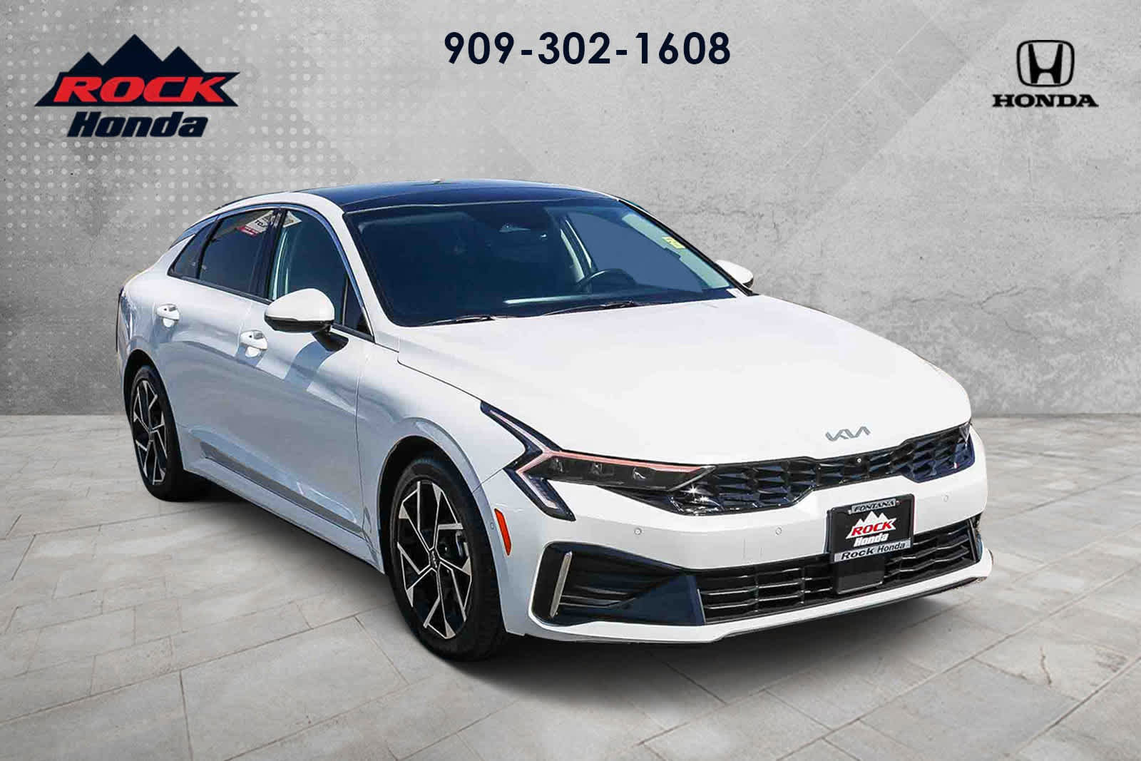 Used 2025 Kia K5 EX image 3