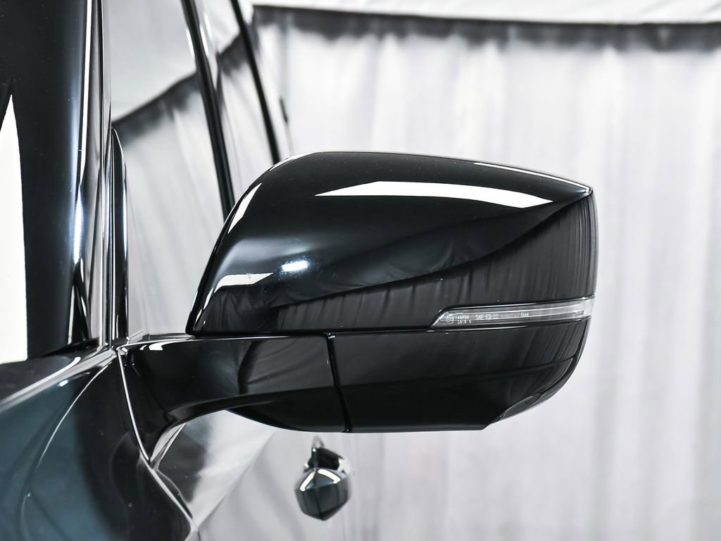 Used 2025 Nissan Armada Platinum Reserve AWD/4WD image 83