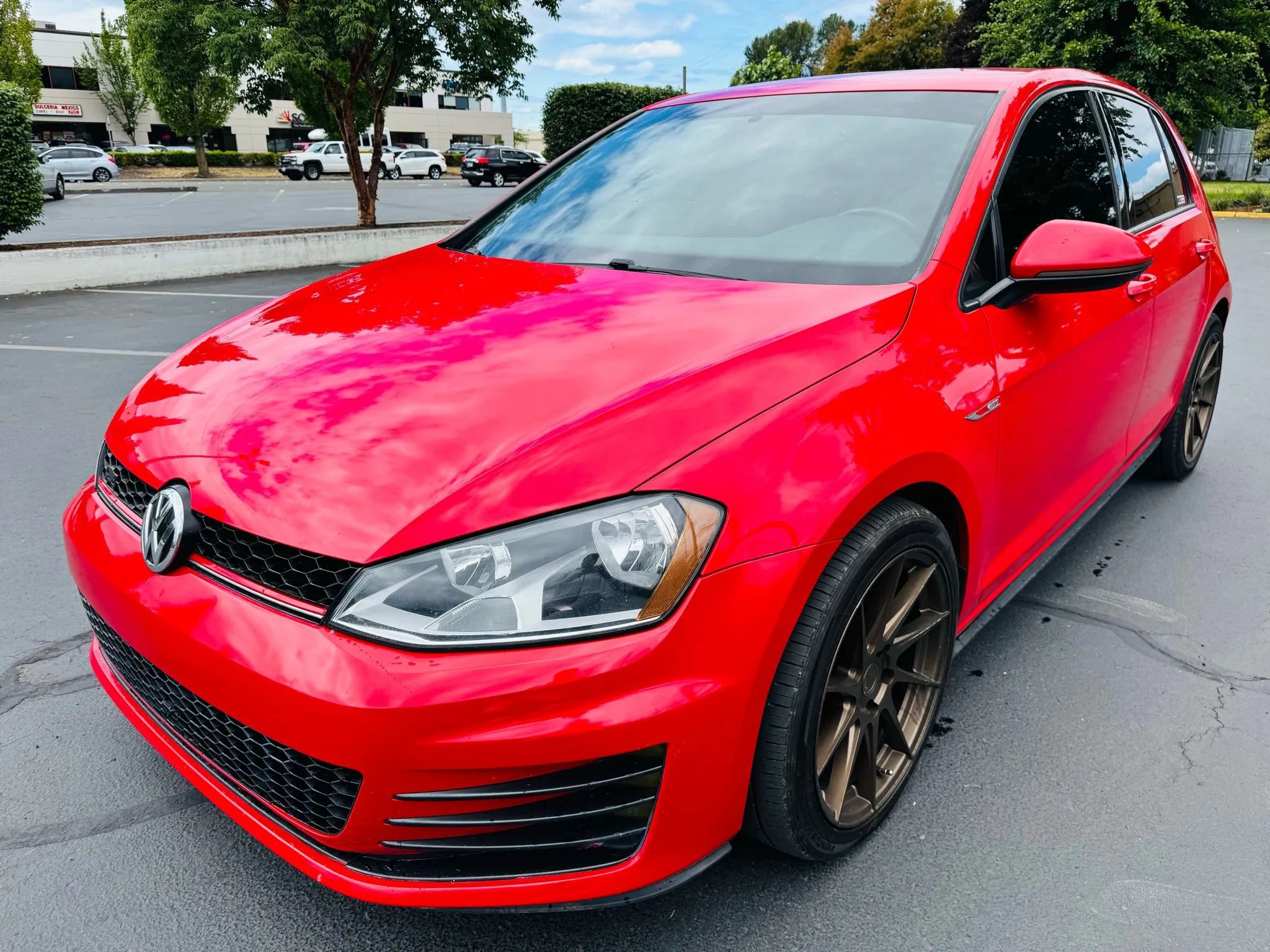 Used 2016 Volkswagen GTI S image 1