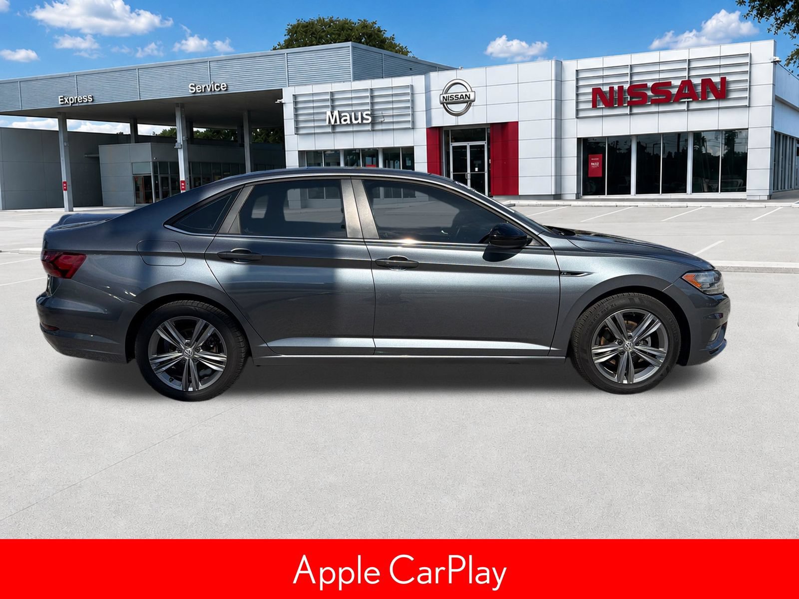 Used 2020 Volkswagen Jetta R-Line w/ R-Line Cold Weather Package FWD image 3