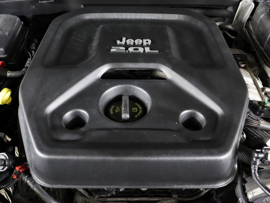 Used 2020 Jeep Wrangler Unlimited Sahara w/ Uconnect 4C Nav & Sound Group image 14