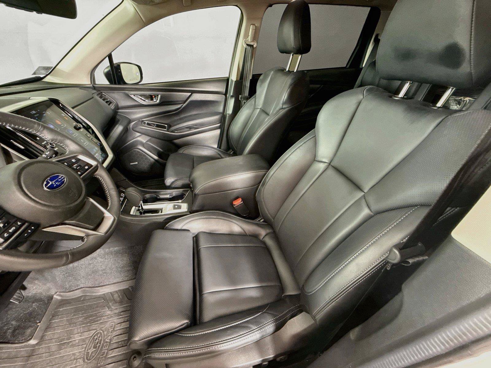Used 2025 Subaru Ascent Limited AWD/4WD image 9