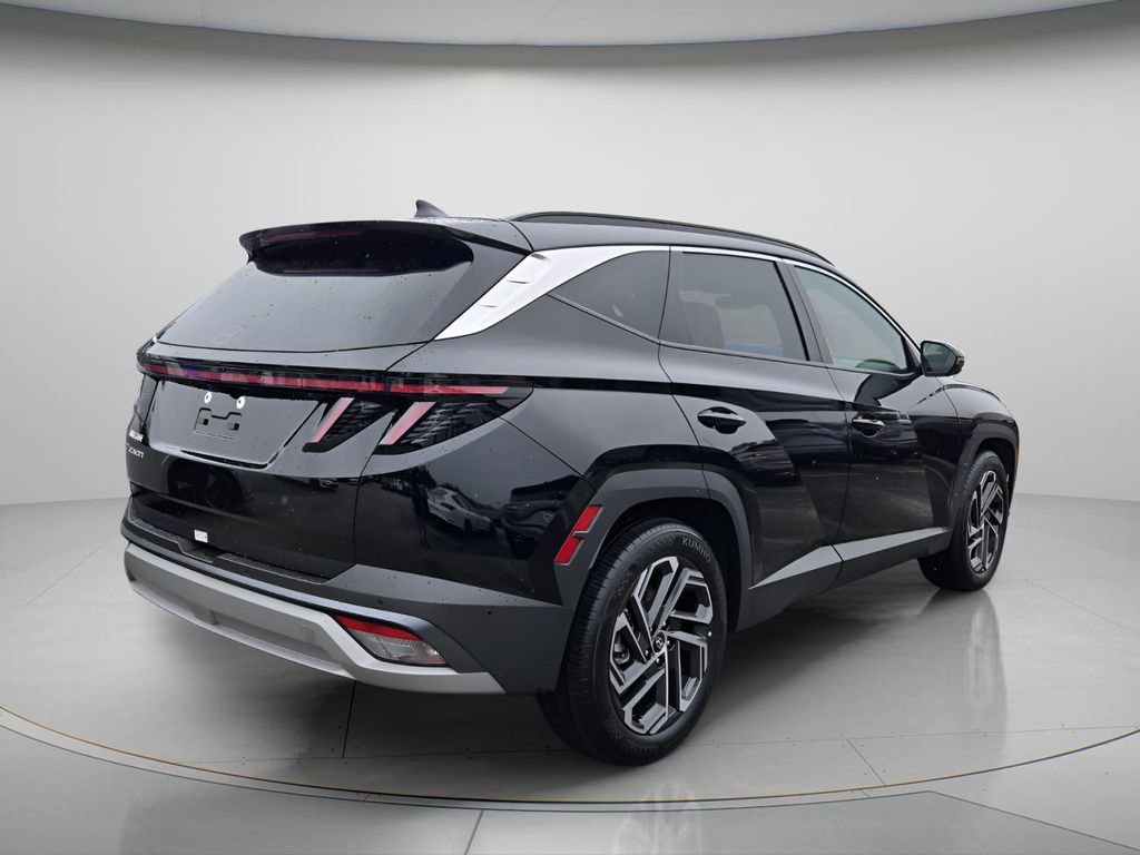 Certified 2025 Hyundai Tucson Limited FWD image 8