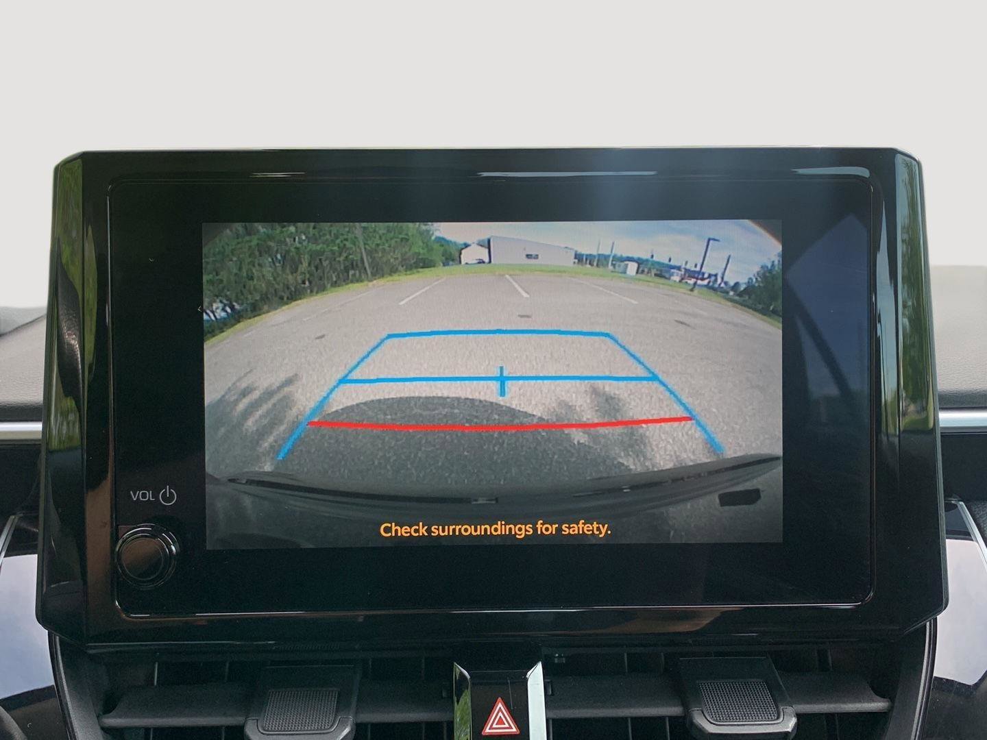 Used 2025 Toyota Corolla LE FWD image 28