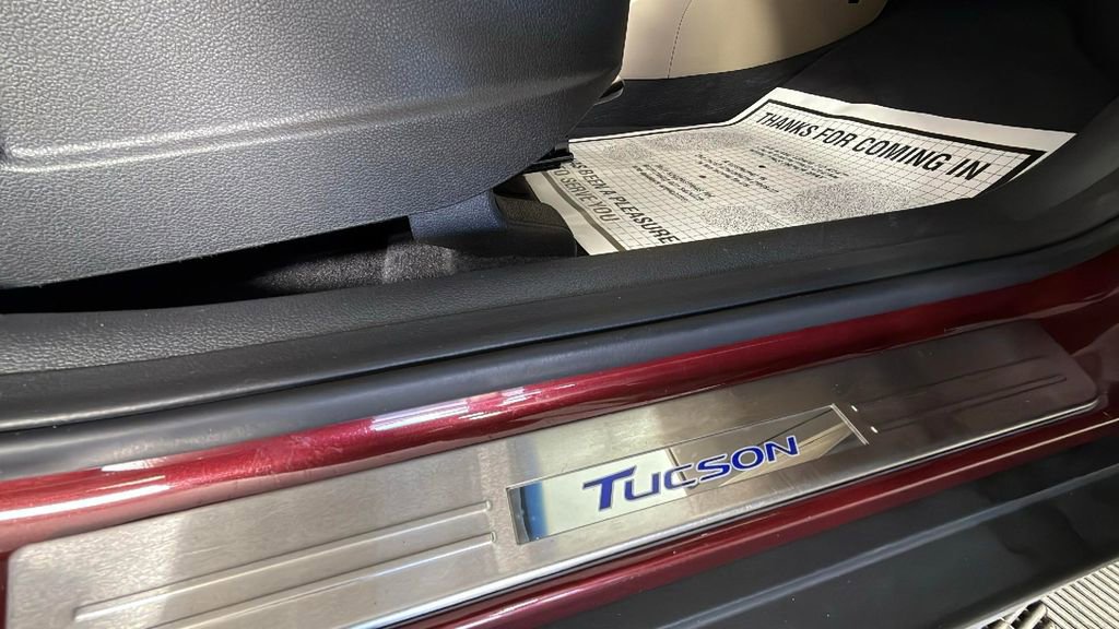 Used 2017 Hyundai Tucson SE image 34