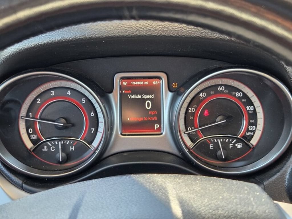 Used 2020 Dodge Journey Crossroad w/ Popular Equipment Group FWD image 24