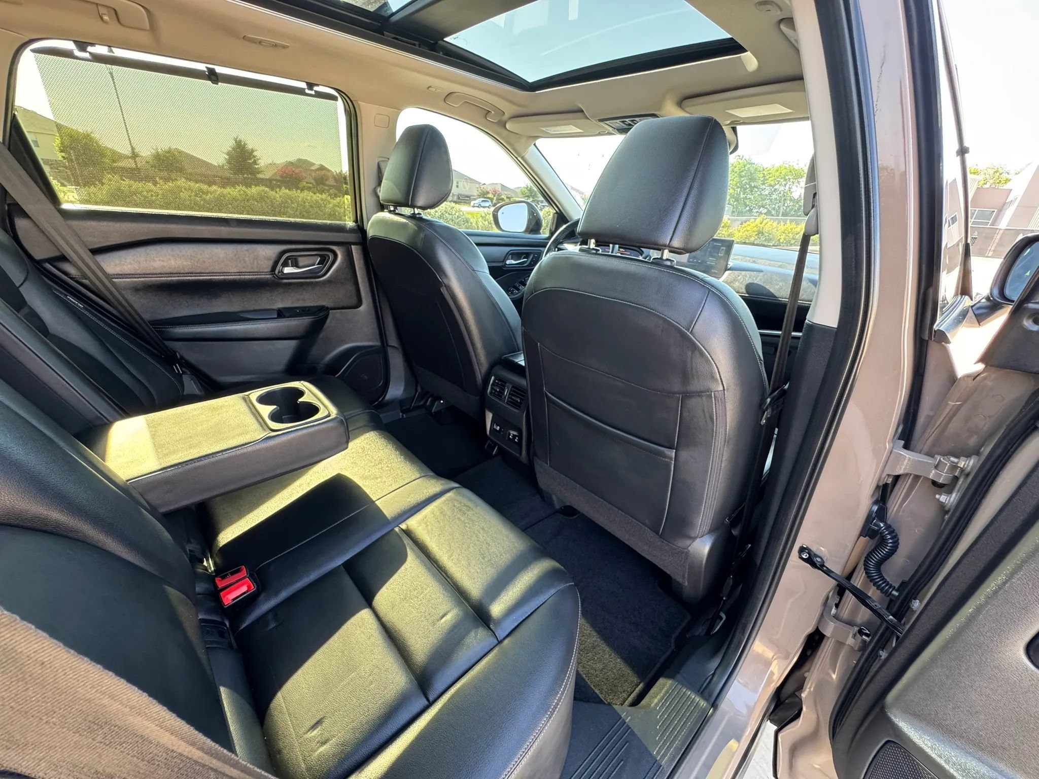 Used 2024 Nissan Rogue SL w/ SL Premium Package AWD/4WD image 39