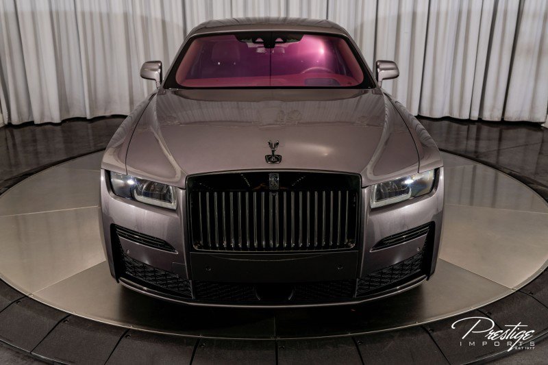 Used 2022 Rolls-Royce Ghost Black Badge image 4
