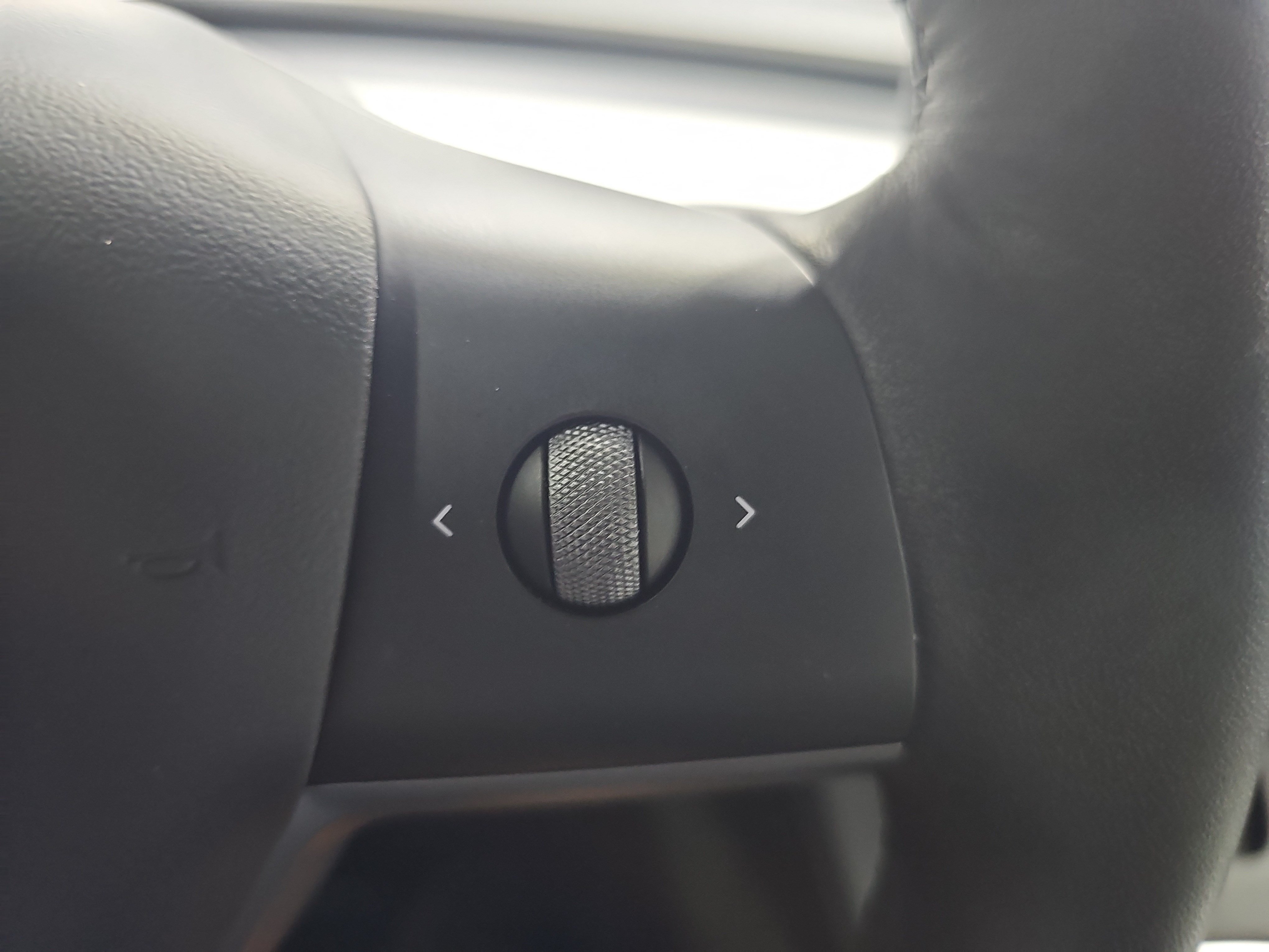 Used 2021 Tesla Model Y Performance AWD/4WD image 18