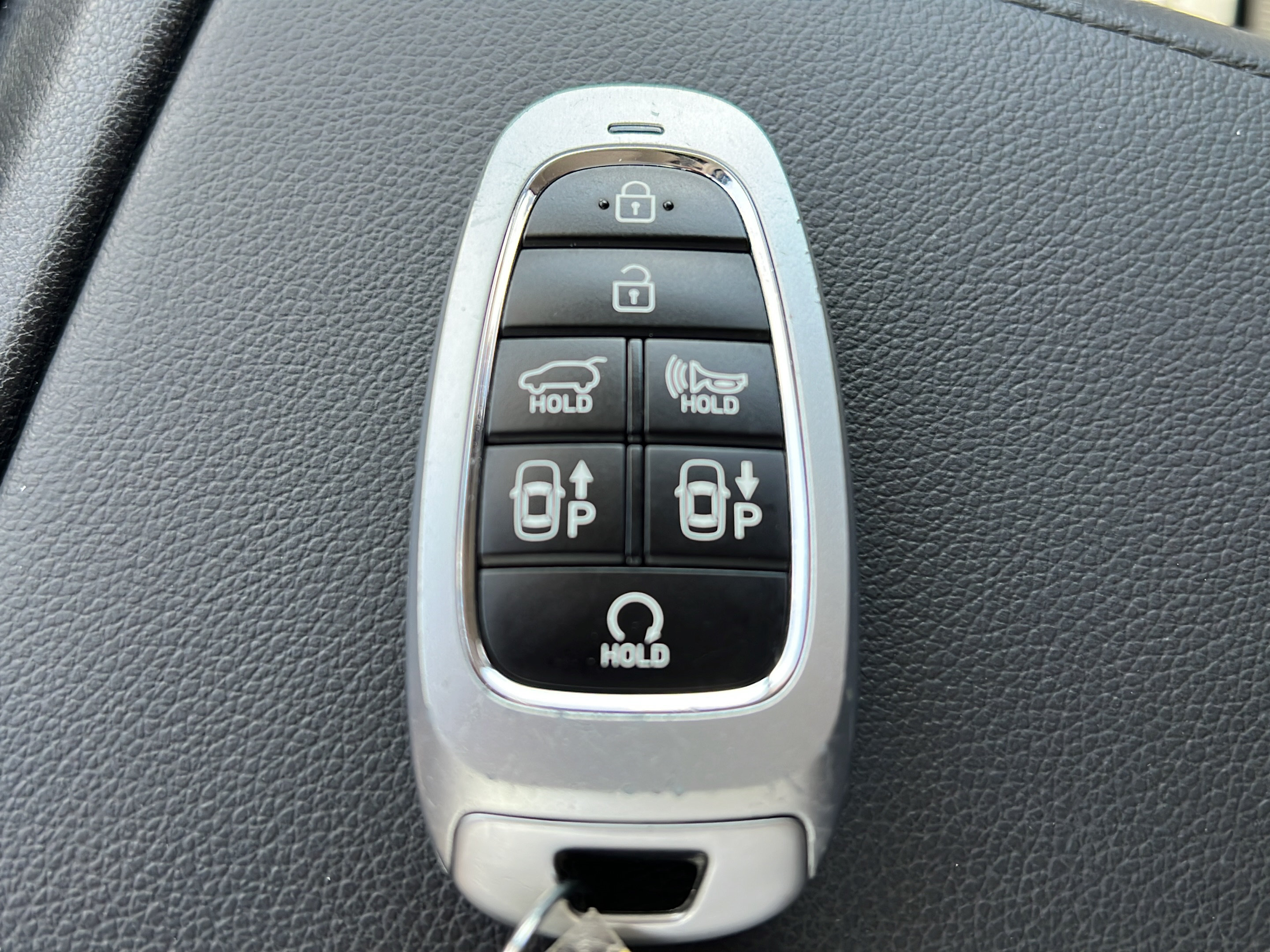 Certified 2024 Hyundai Tucson Limited FWD image 37