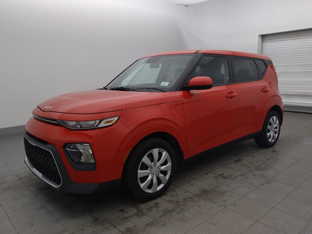 Used 2022 Kia Soul LX FWD image 2