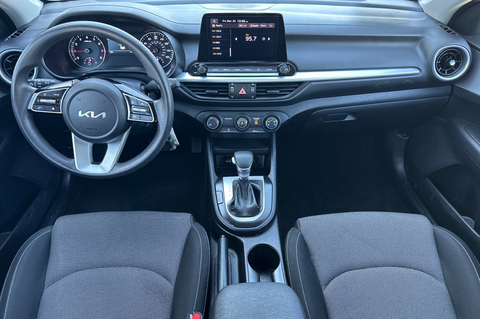 Used 2024 Kia Forte LXS image 13