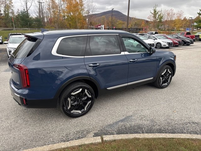 Used 2025 Kia Telluride S image 26