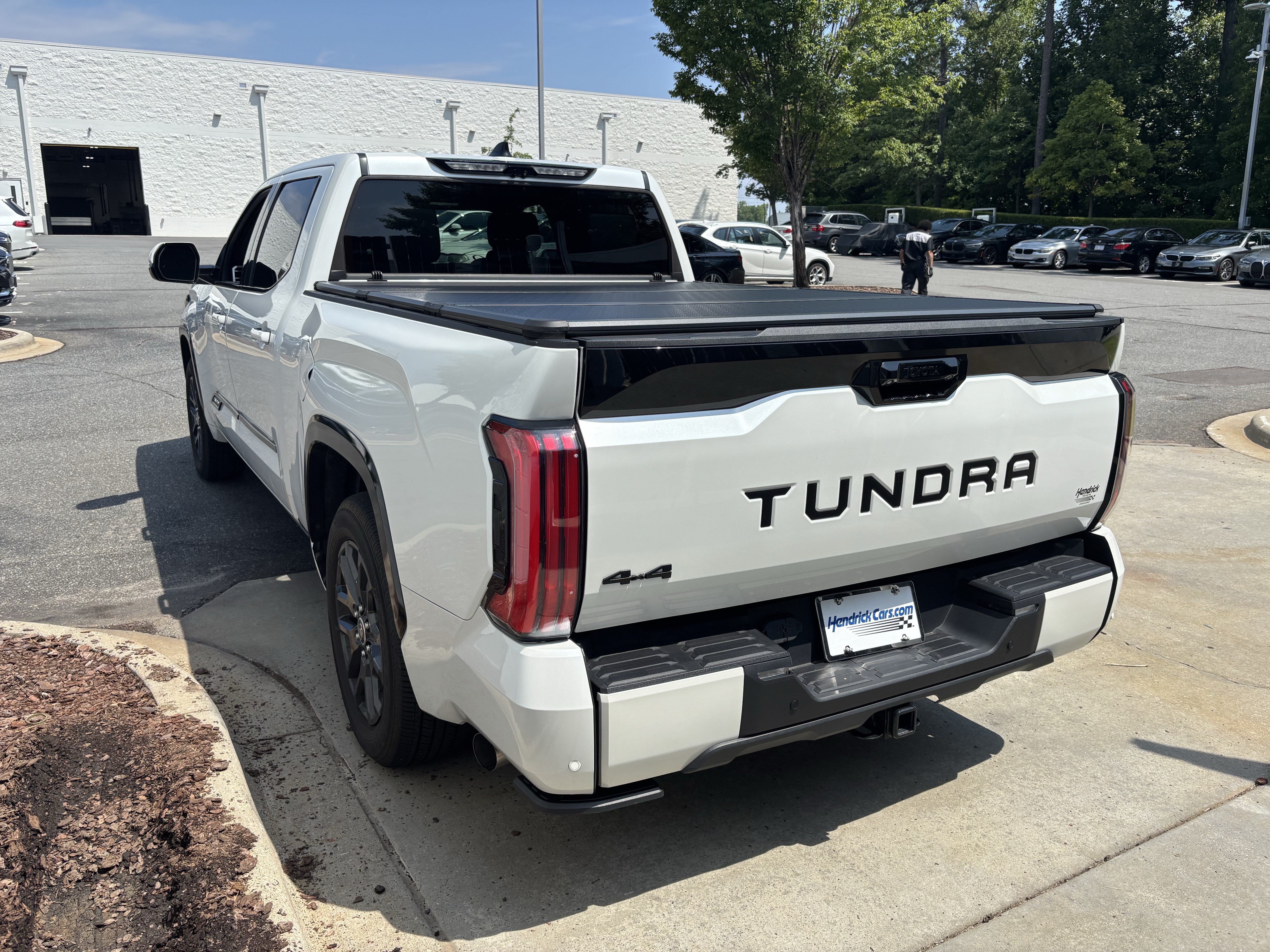 Used 2022 Toyota Tundra Platinum w/ Advanced Package AWD/4WD image 15