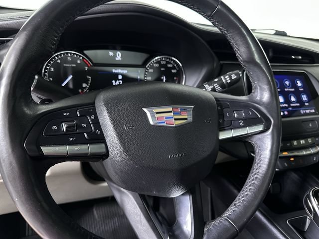 Used 2021 Cadillac XT4 Premium Luxury w/ Cold Weather Package FWD image 11