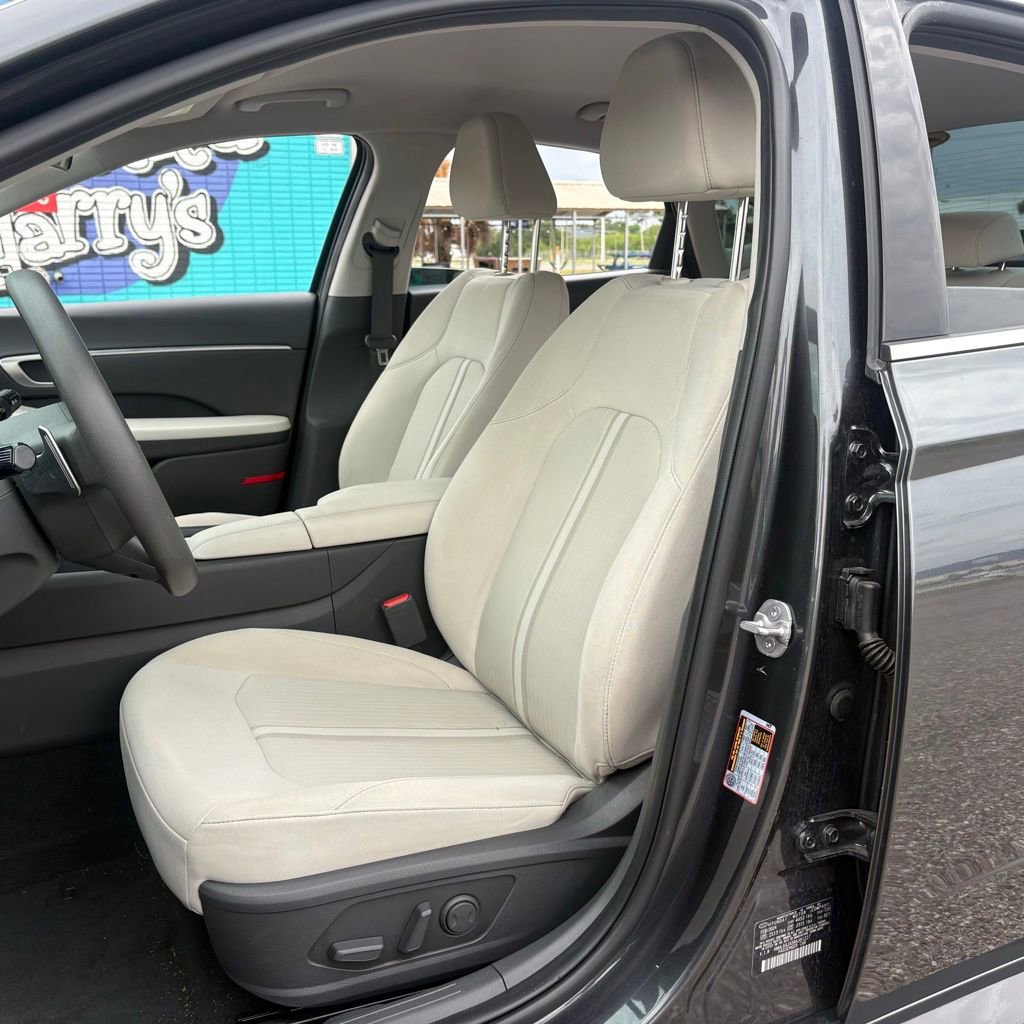 Certified 2024 Hyundai Sonata SEL FWD image 9