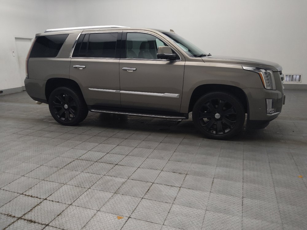 Used 2018 Cadillac Escalade Luxury AWD/4WD image 11