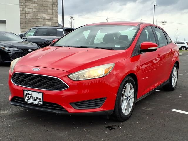 Used 2016 Ford Focus SE image 2