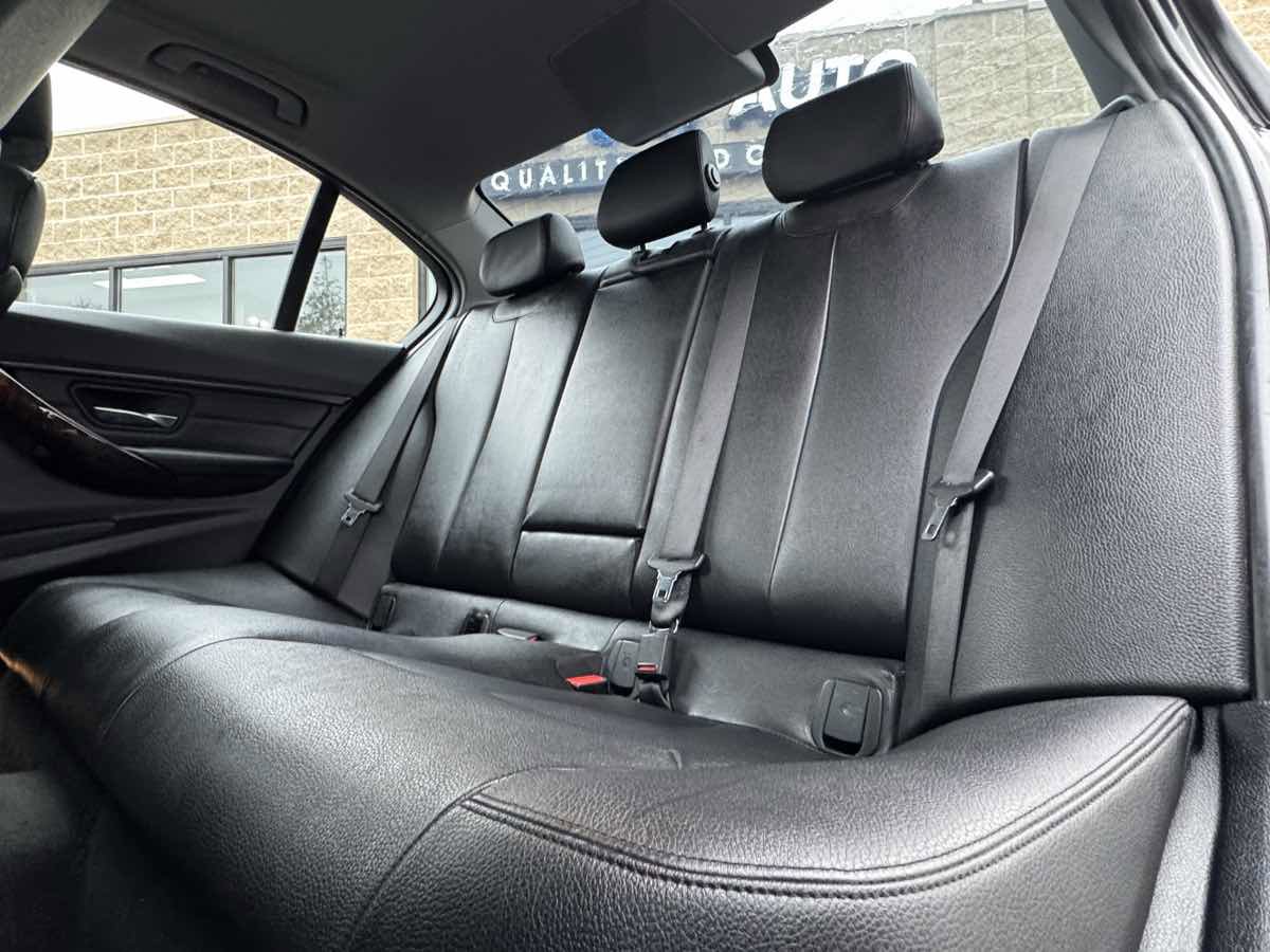 Used 2015 BMW 328i xDrive Sedan AWD/4WD image 39