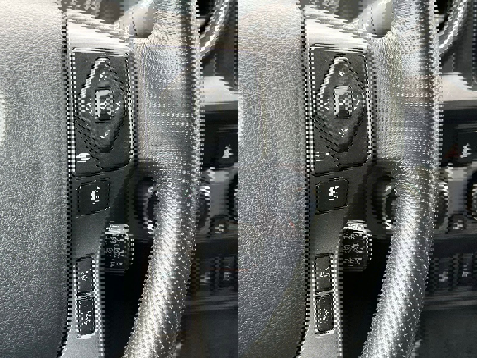 Used 2019 Toyota Tacoma TRD Pro AWD/4WD image 29