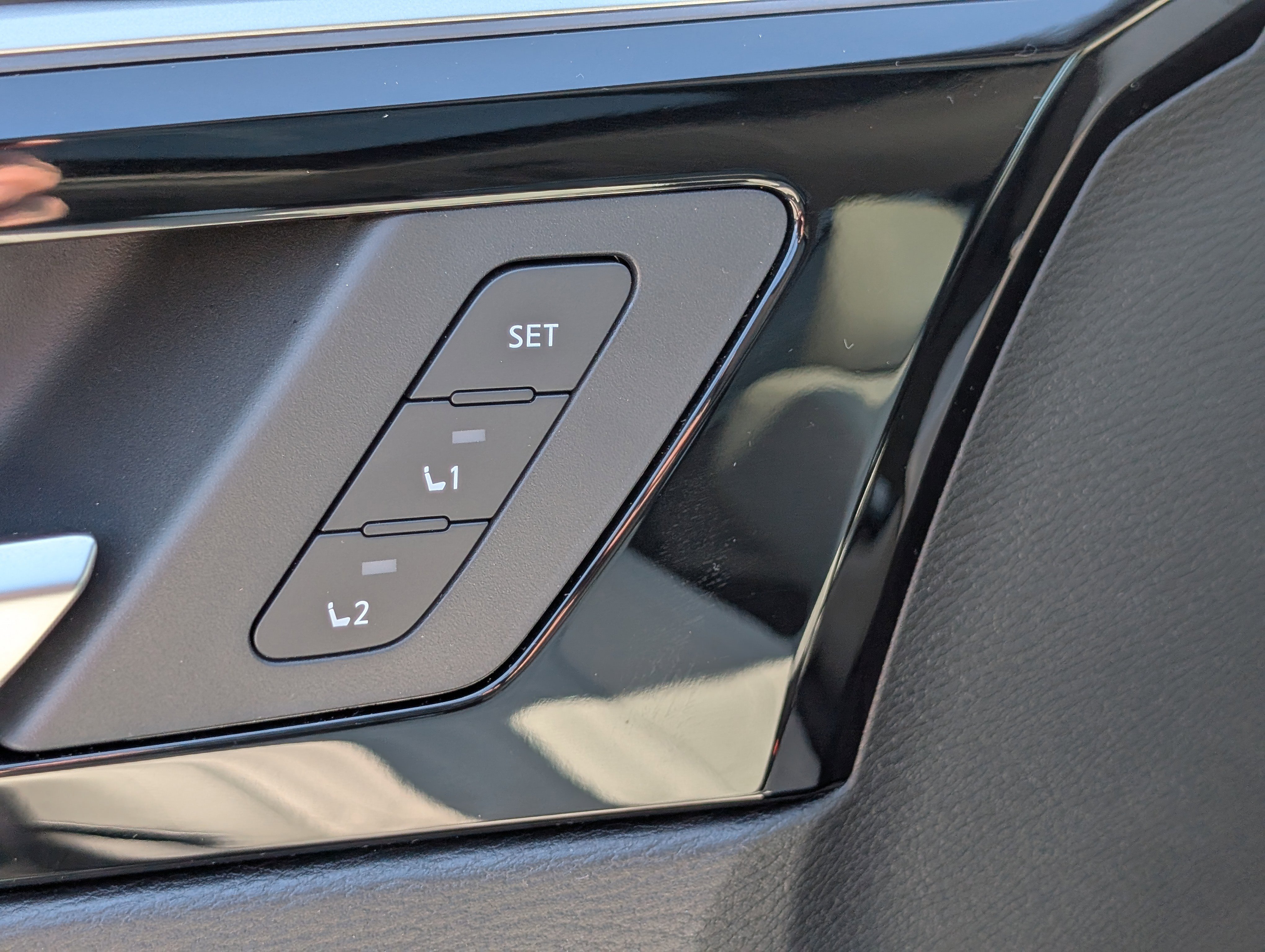 New 2025 Mitsubishi Outlander SEL image 23