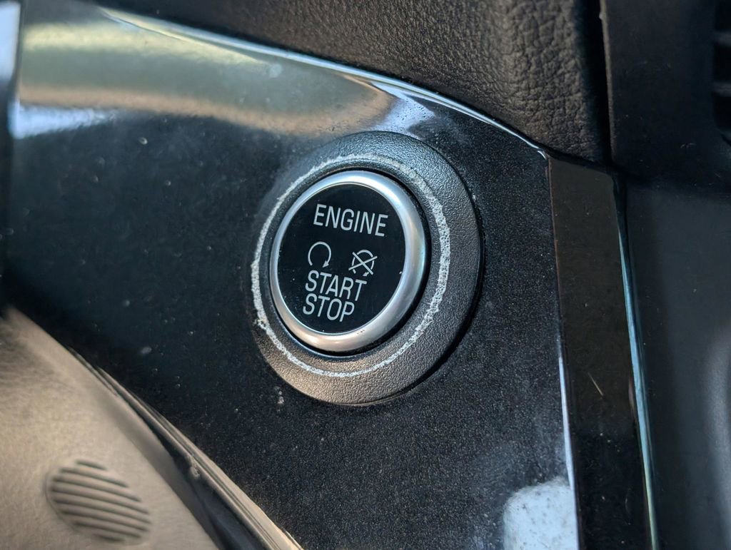 Used 2019 Ford Escape SE image 26