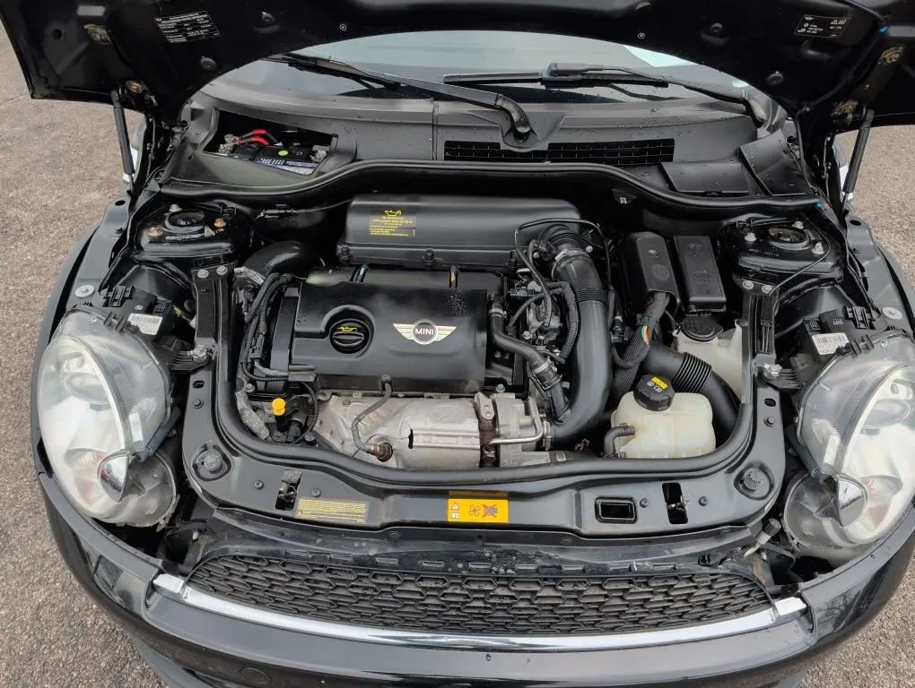 Used 2015 MINI Cooper Roadster S image 21