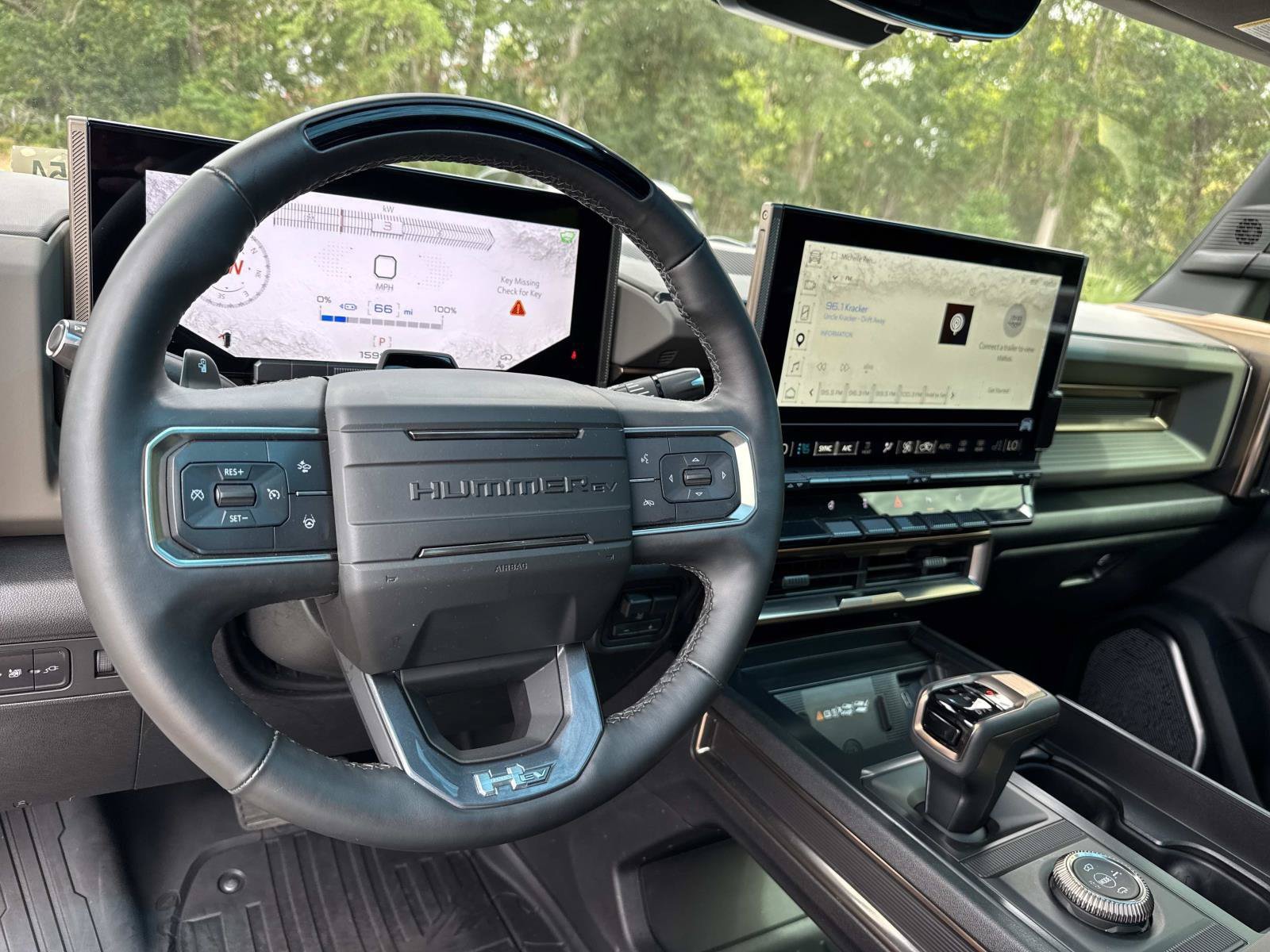 Used 2025 GMC Hummer EV 2X AWD/4WD image 16