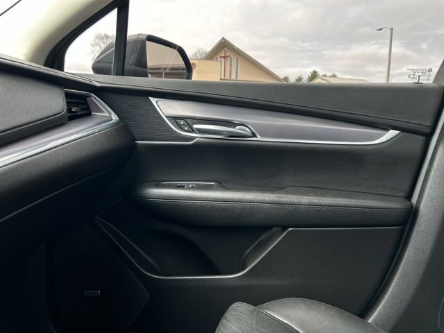 Used 2019 Cadillac XT5 Premium Luxury image 42