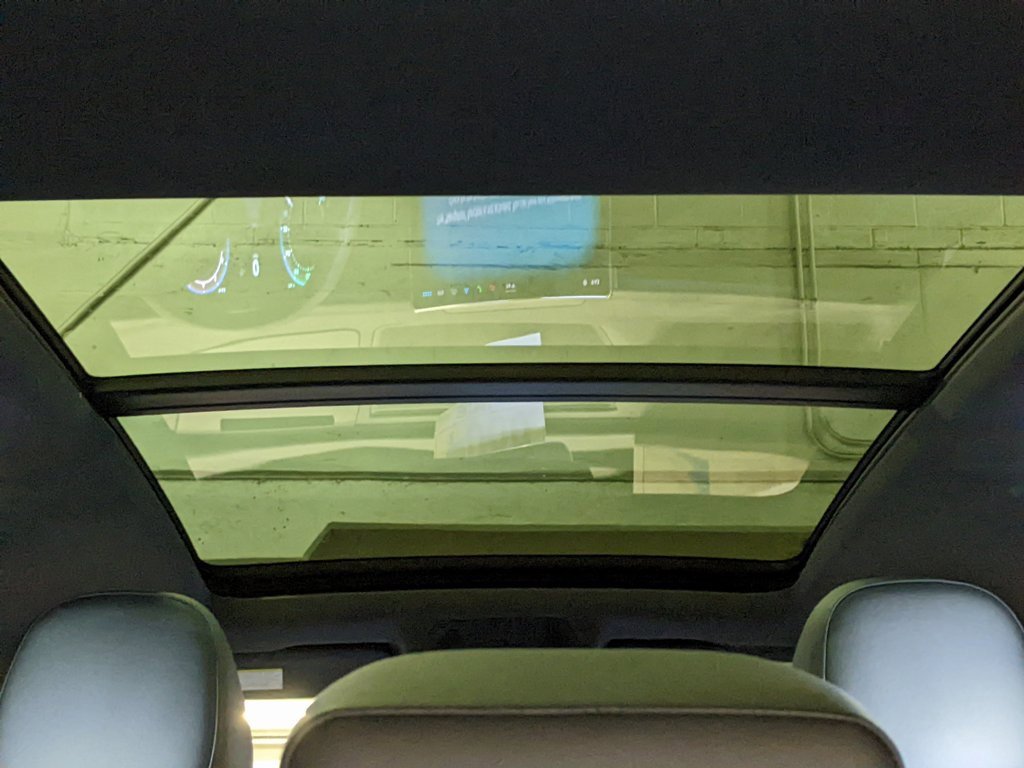 New 2025 Volkswagen Tiguan SE R-Line image 13