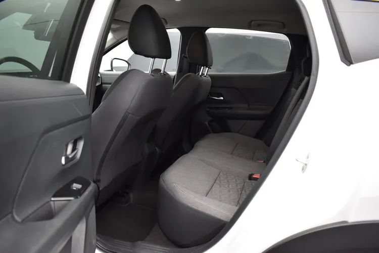 Used 2025 Nissan Kicks SV AWD/4WD image 15