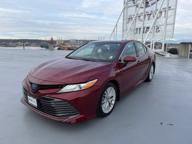 Used 2019 Toyota Camry XLE FWD image 7