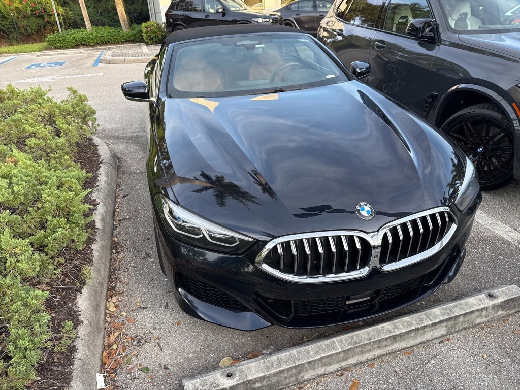 Used 2022 BMW M850i xDrive Convertible image 11