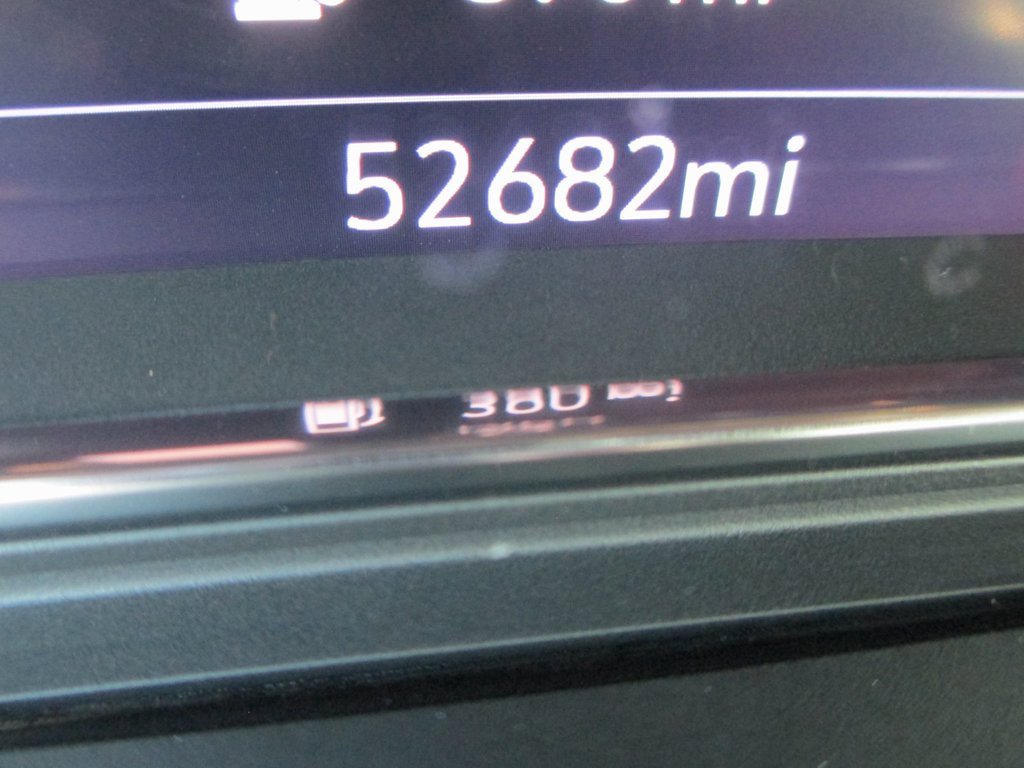 Certified 2022 GMC Sierra 3500 Denali image 34