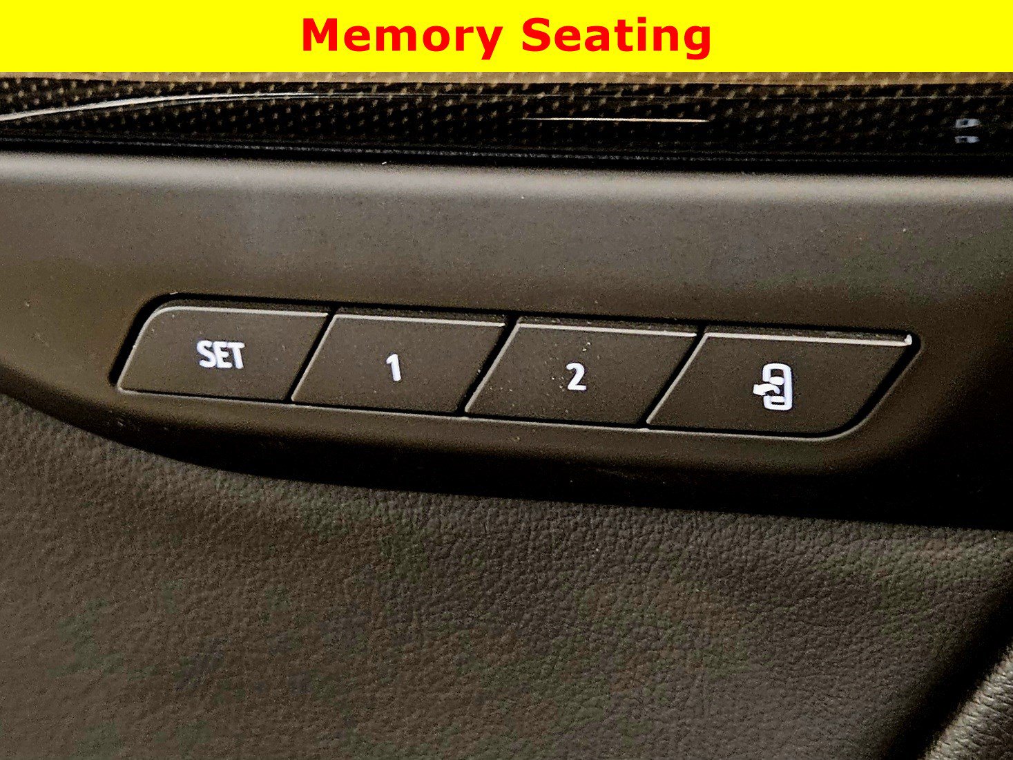 Used 2022 Buick Envision Essence w/ Sport Touring Package image 28