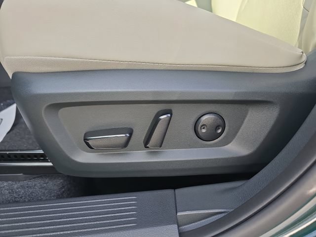 New 2026 Nissan Rogue Dark Armor FWD image 13