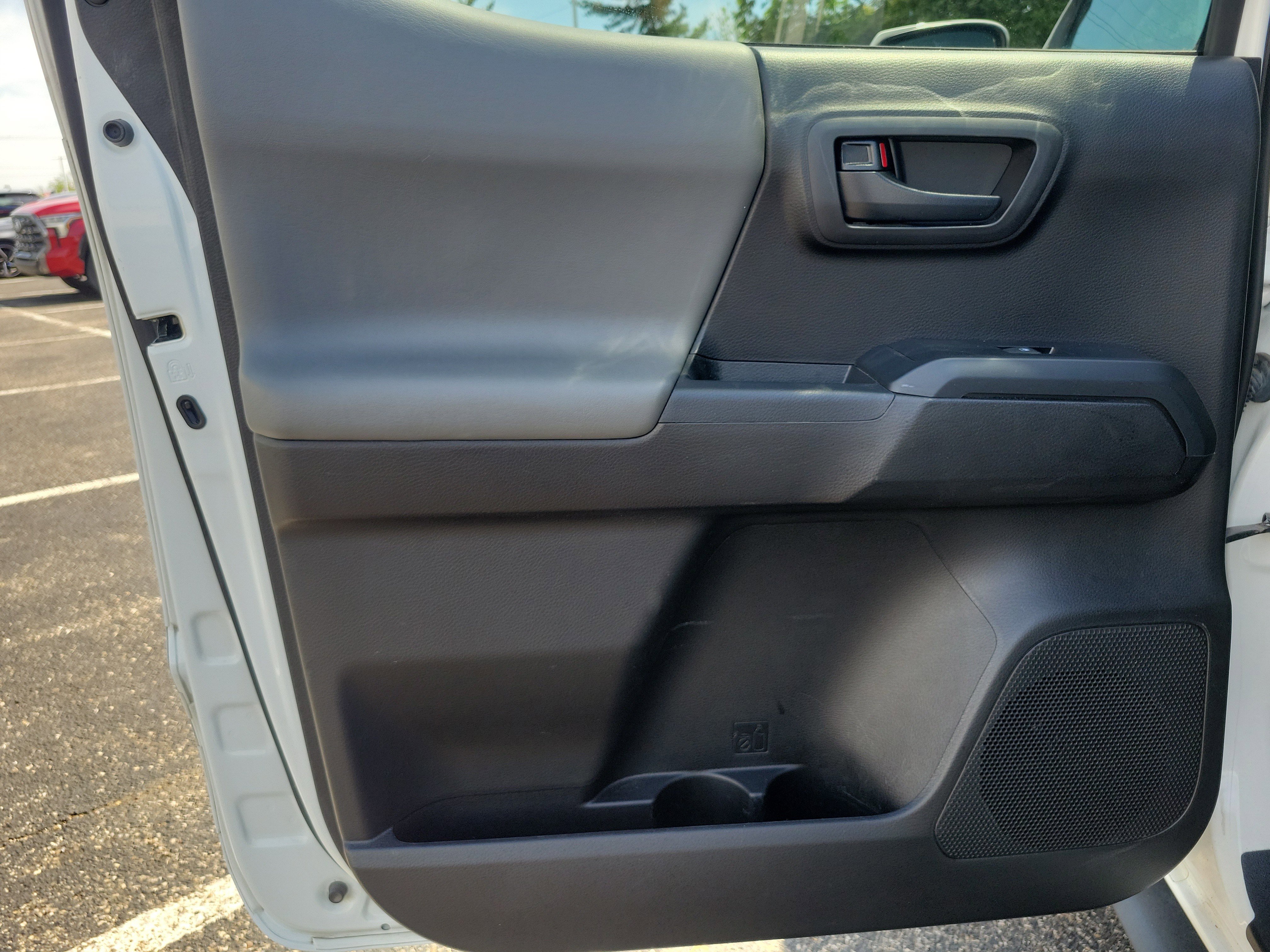 Used 2021 Toyota Tacoma SR image 17