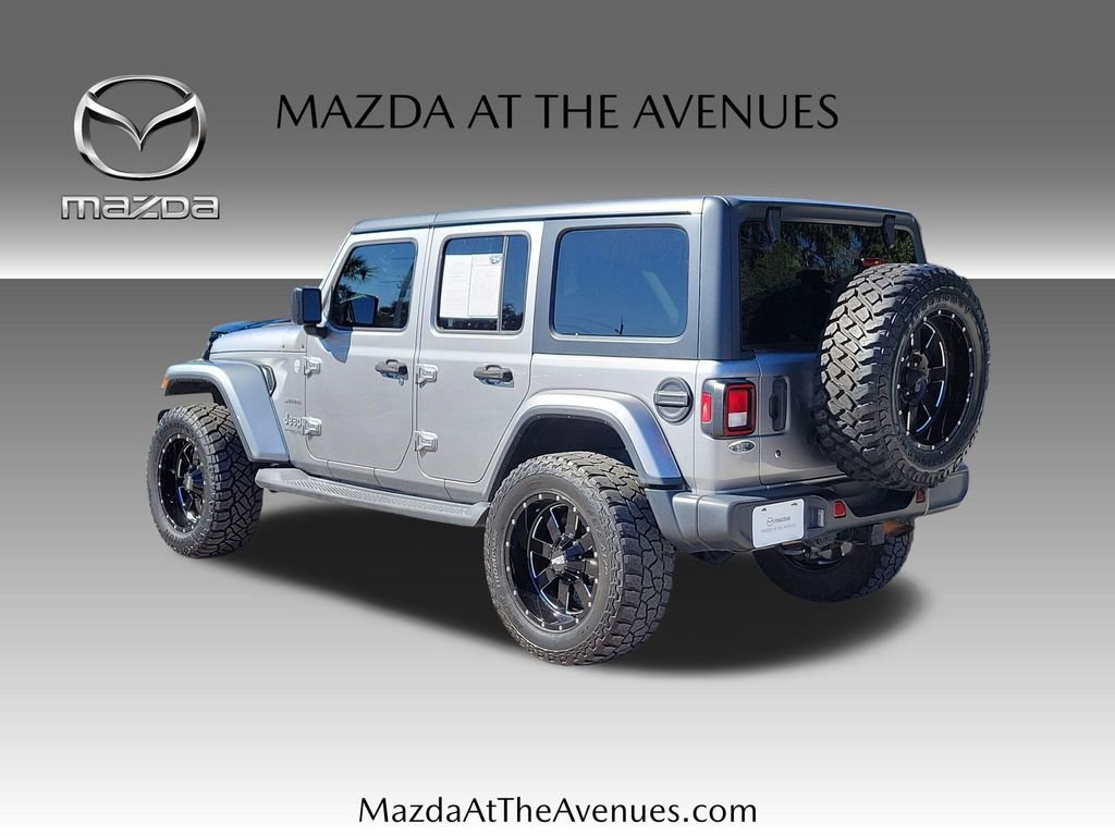 Used 2019 Jeep Wrangler Unlimited Sahara image 5
